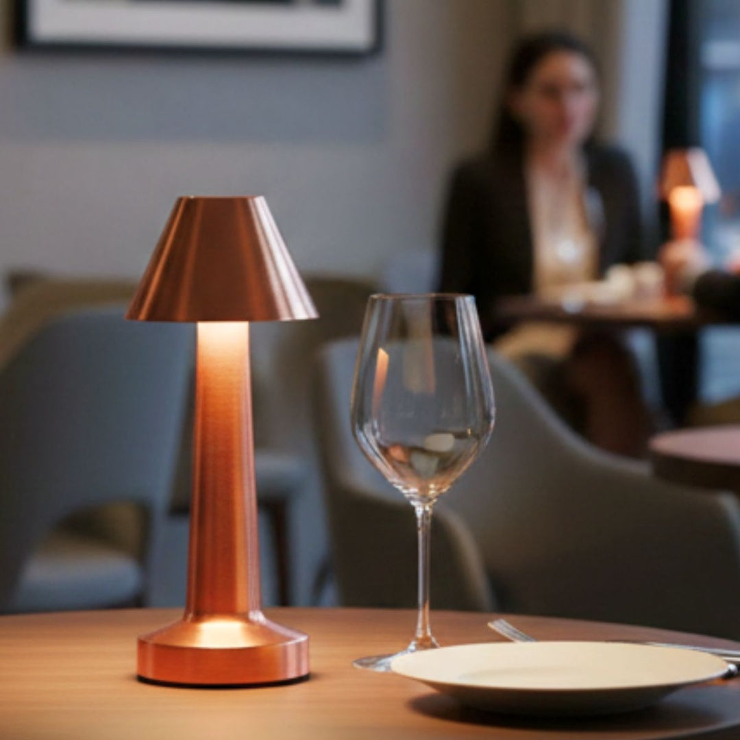 Lámpara de escritorio recargable digital rosa gold 24cm